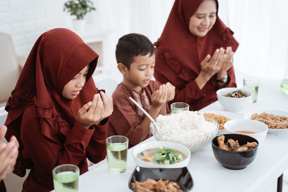 Help Your Kids Make This COVID Ramadan The Most Memorable Yet